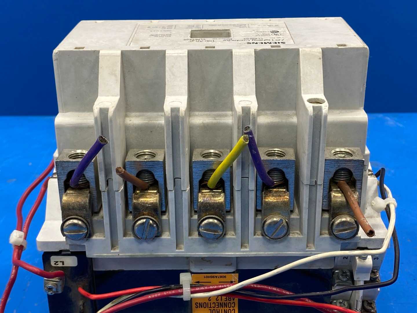 Siemens AC Lighting Contactor CLM0E05