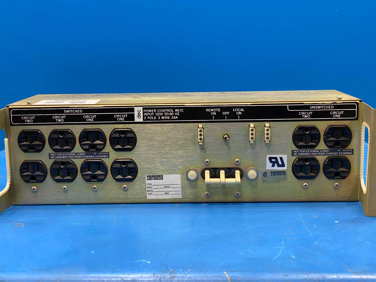 MARWAY MPD 861C 24A 120V 50-60Hz Rack Mount Power Distribution System