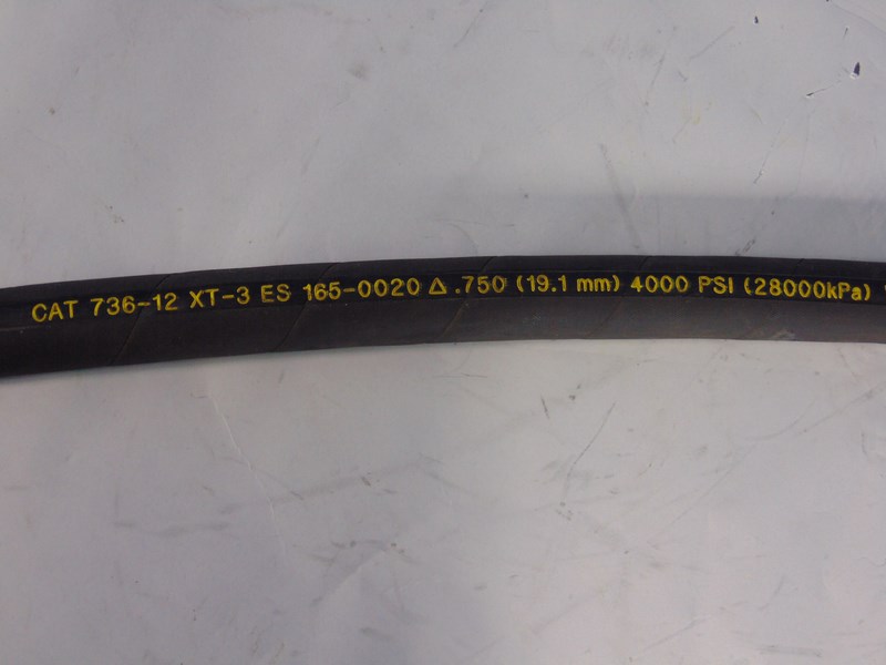  CAT 736-12 XT-3 Tough Cover Hydraulic Hose 3/4" I.D. X 27" 4000psi 