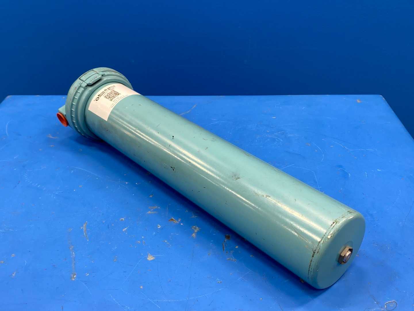 Wilkerson X25-04-00 J 93 Desiccant Compressed Air Dryer