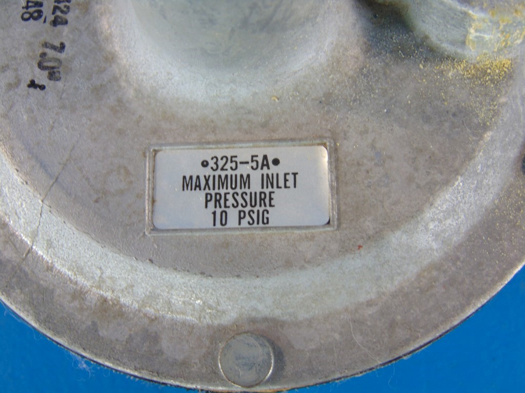 Maxitrol 325-5A 10PSIG Natural Gas Regulator