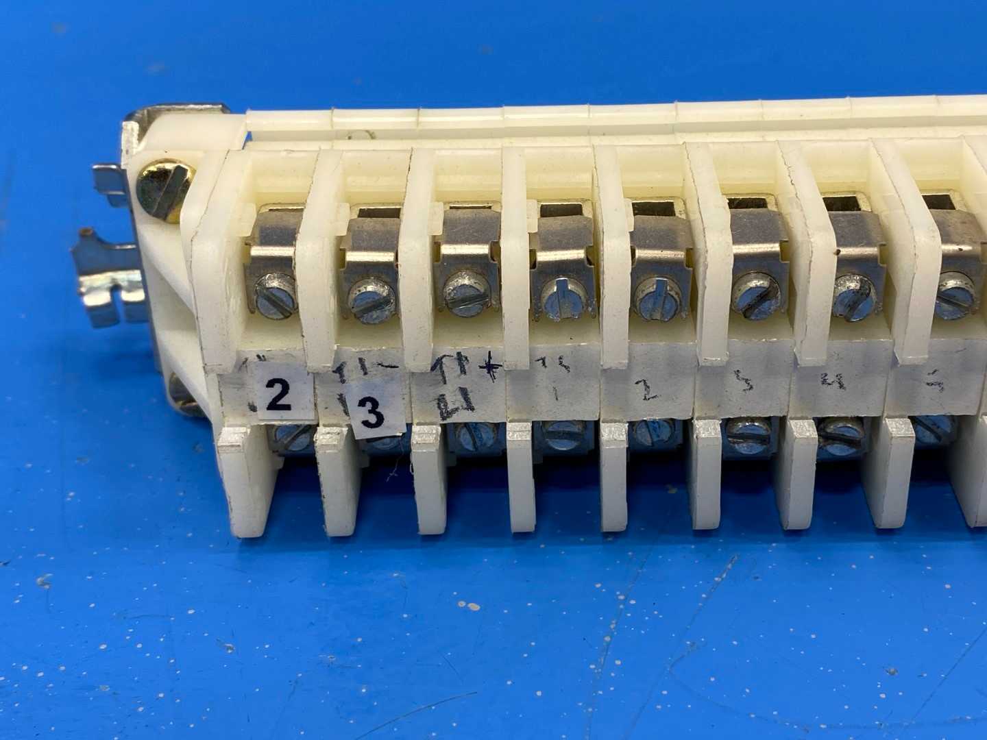 Allen Bradley Terminal Block with Rail 