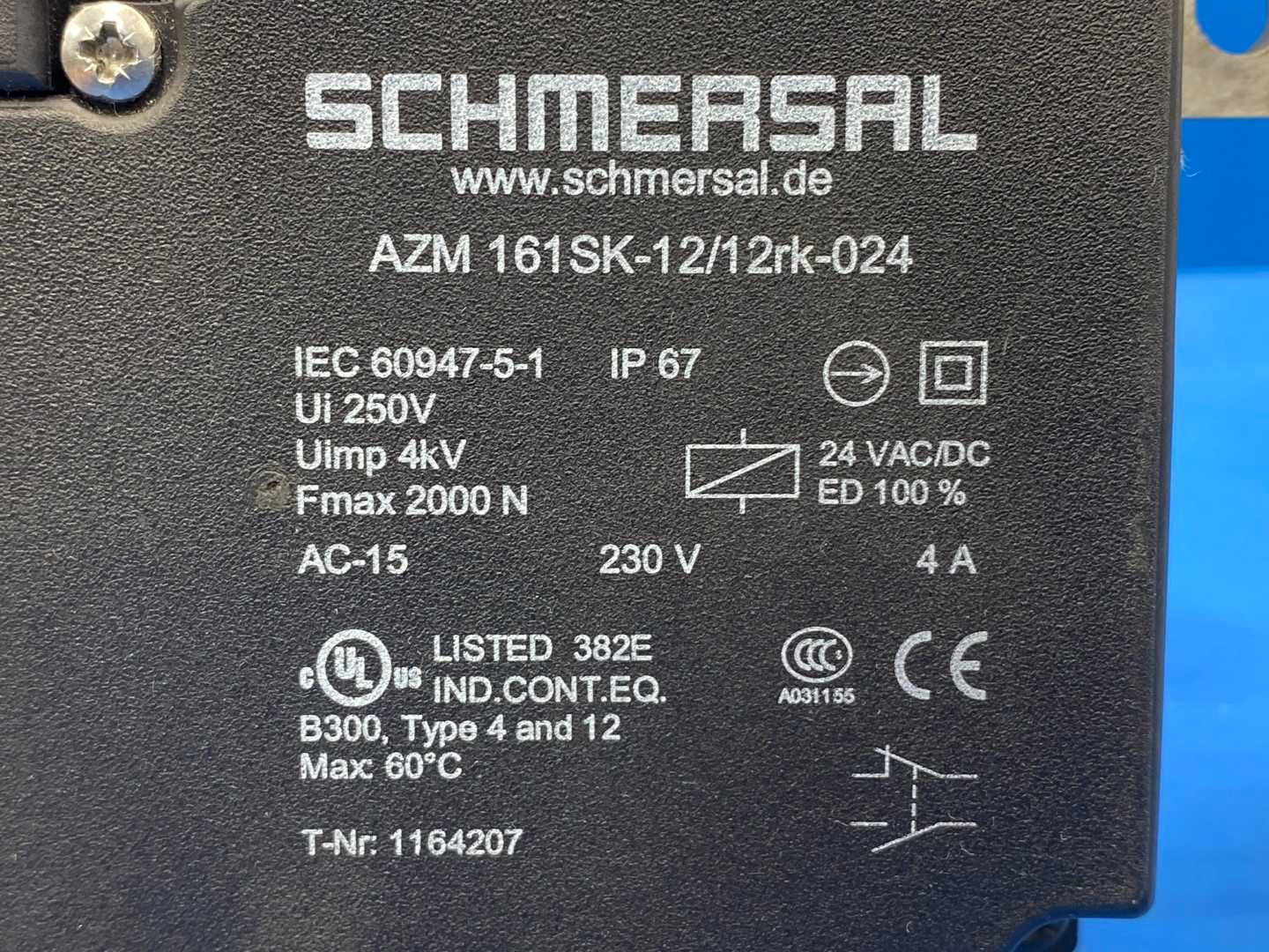 Schmersal AZM 161SK-12/12RK-024 Safety Interlock Switch 250V 4A