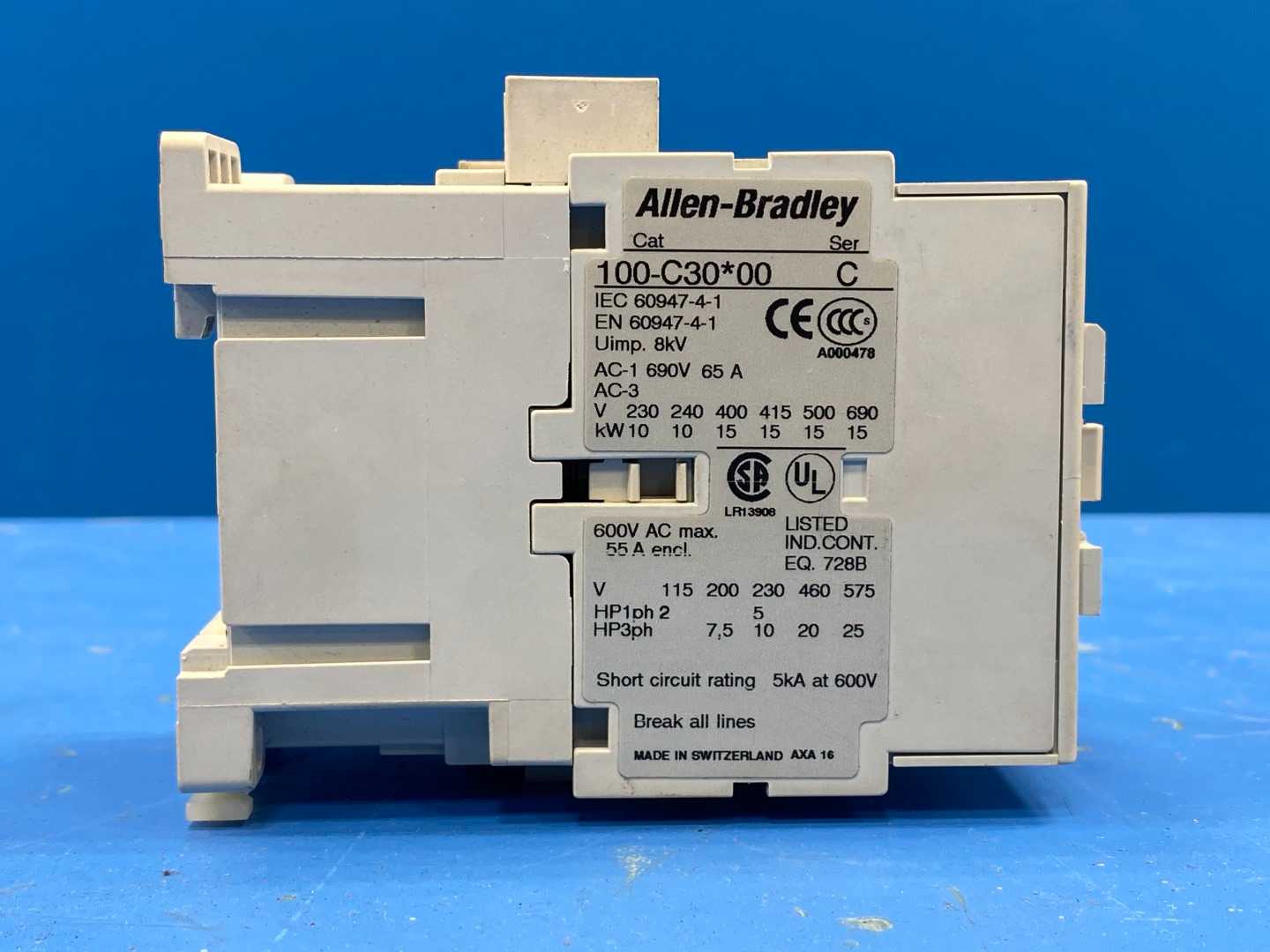  Allen-Bradley 100-C30*00 CONTACTOR W/100-S SER B AUXILIARY CONTACT