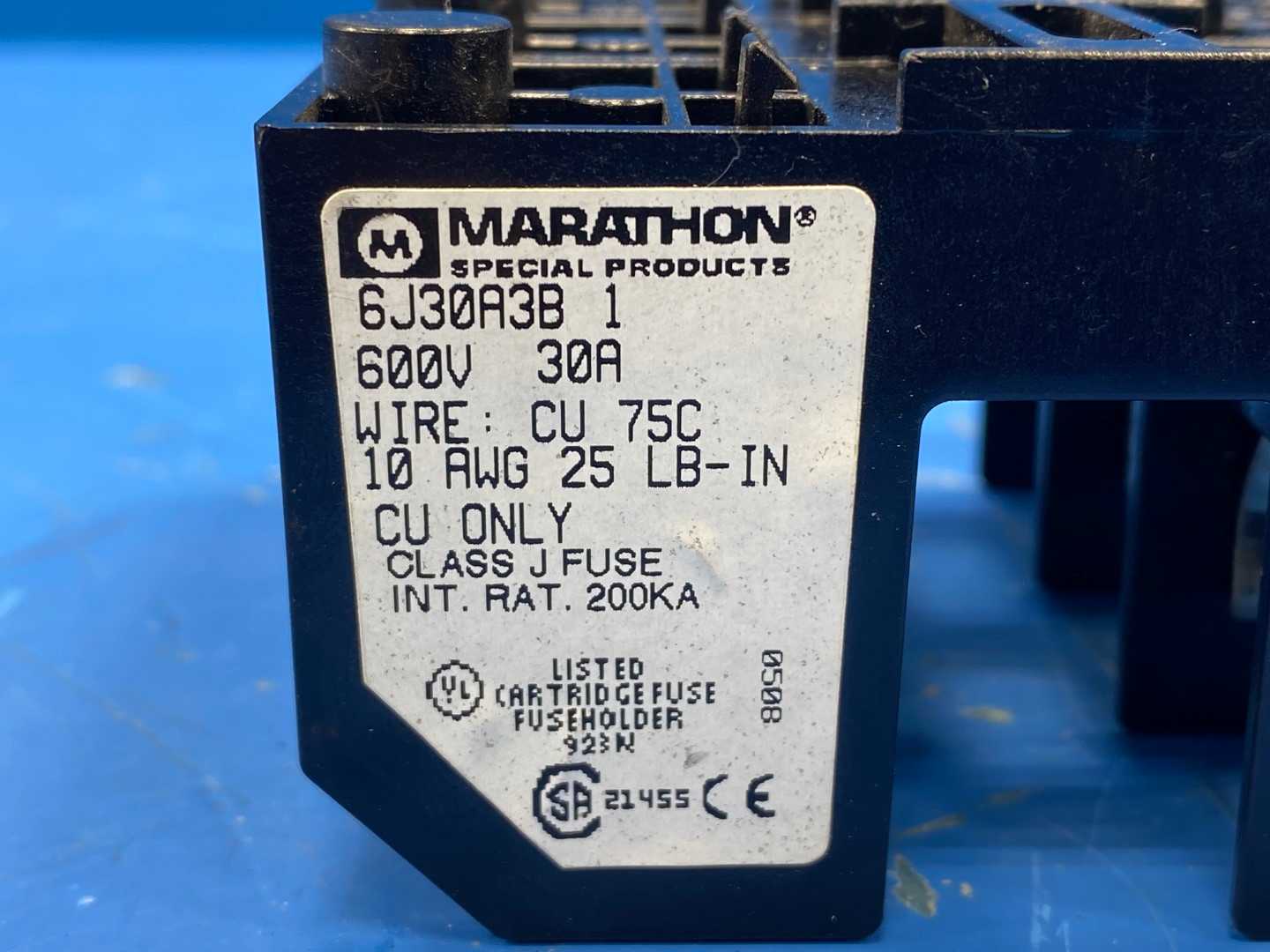  MARATHON 6J30A3B 1 FUSE BLOCK 30A, 600V, 3 POLE CLASS J FUSE HOLDER