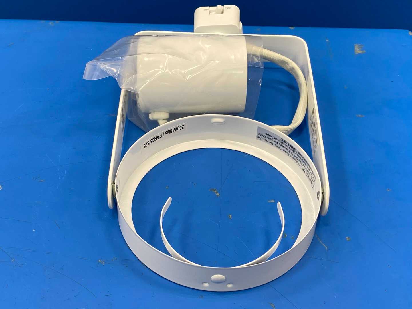 General Electric Lumination LTP Series LTPGP38A1G1WHTE   93054685