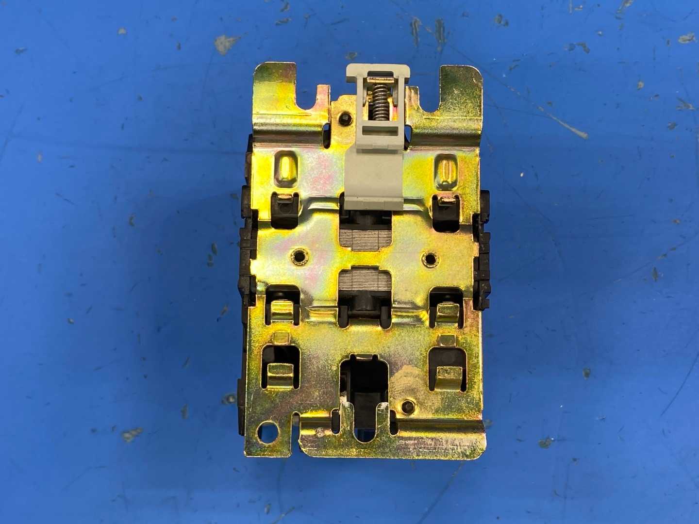 Telemecanique Contactor block LC1D8011