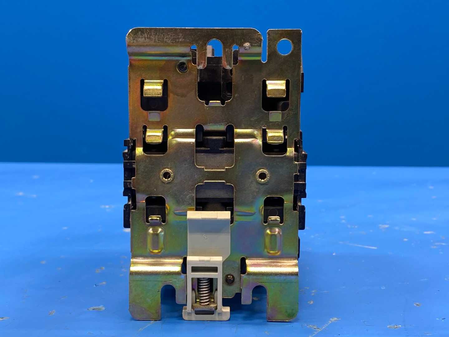 Telemecanique Contactor block LC1D8011