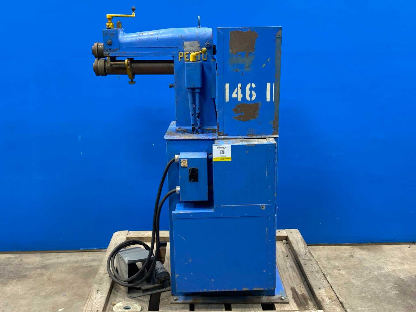 Pexto 3617-B Sheet Metal Roller - 18 Gauge Capacity - Precision Industrial Rolling Machine