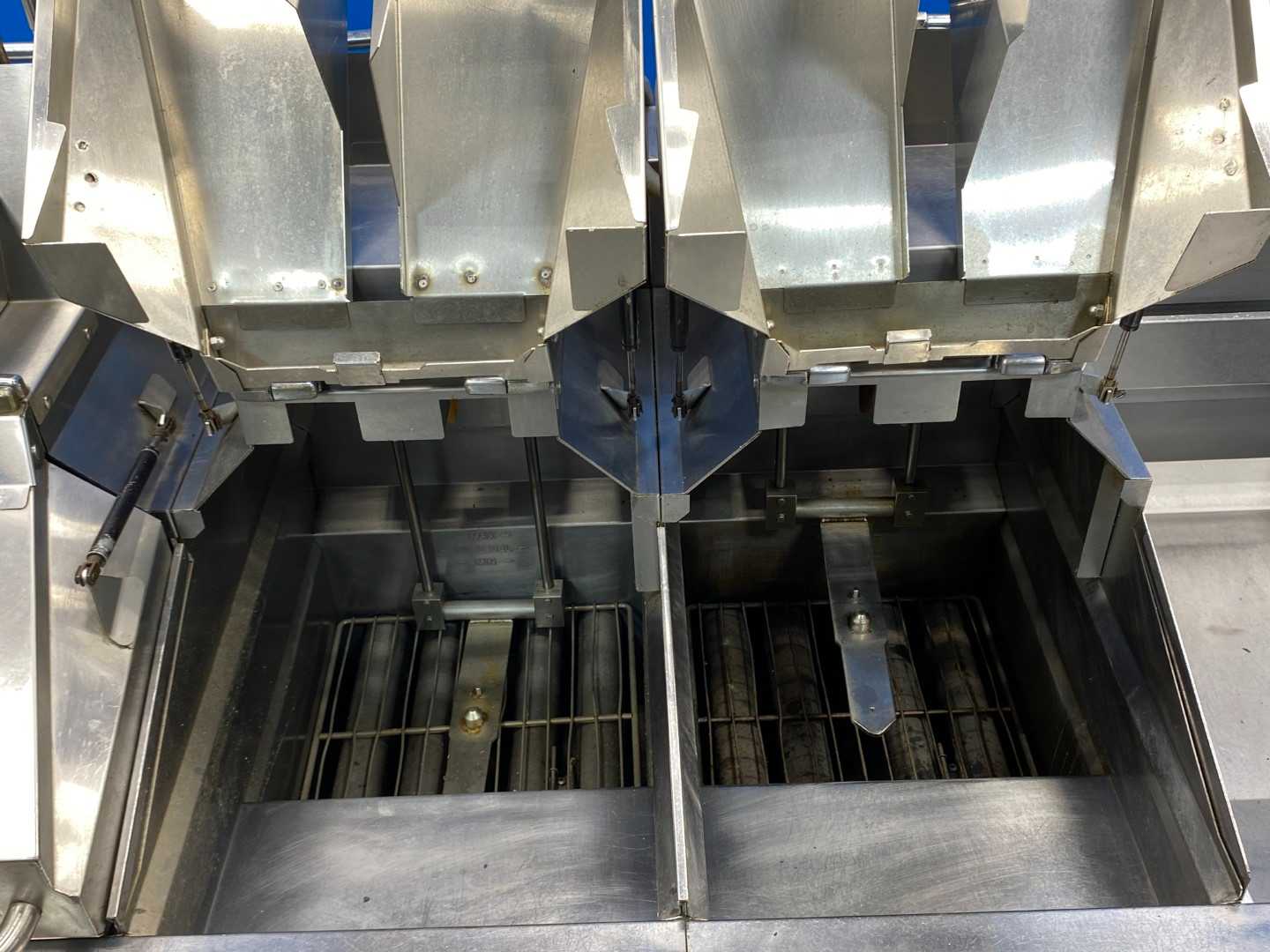 Pitco Solstice Supreme 5-Bay Fryer with SSH55-SS | Advanced Fryer w/ Computer Controls