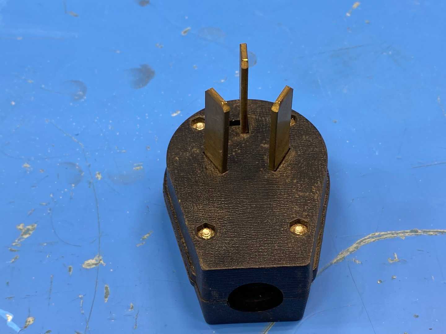 UNIVERSAL ANGLE PLUG S80-SP