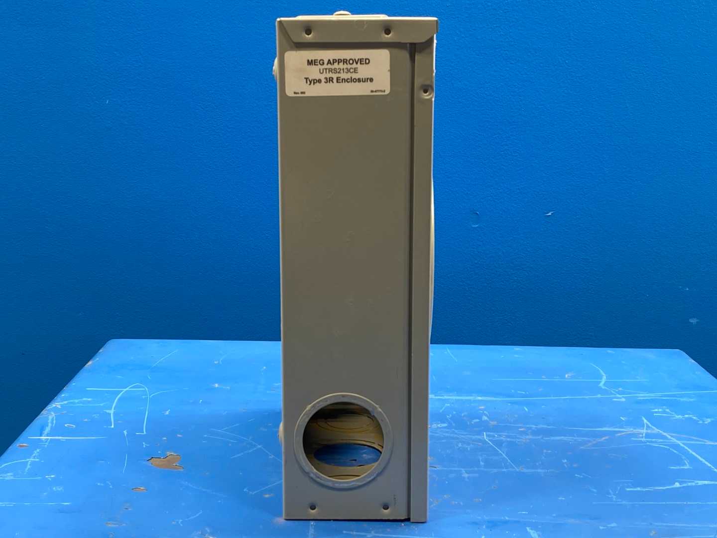 Eaton UTRS213CE TYPE 3R Enclosure 200A Meter Socket   