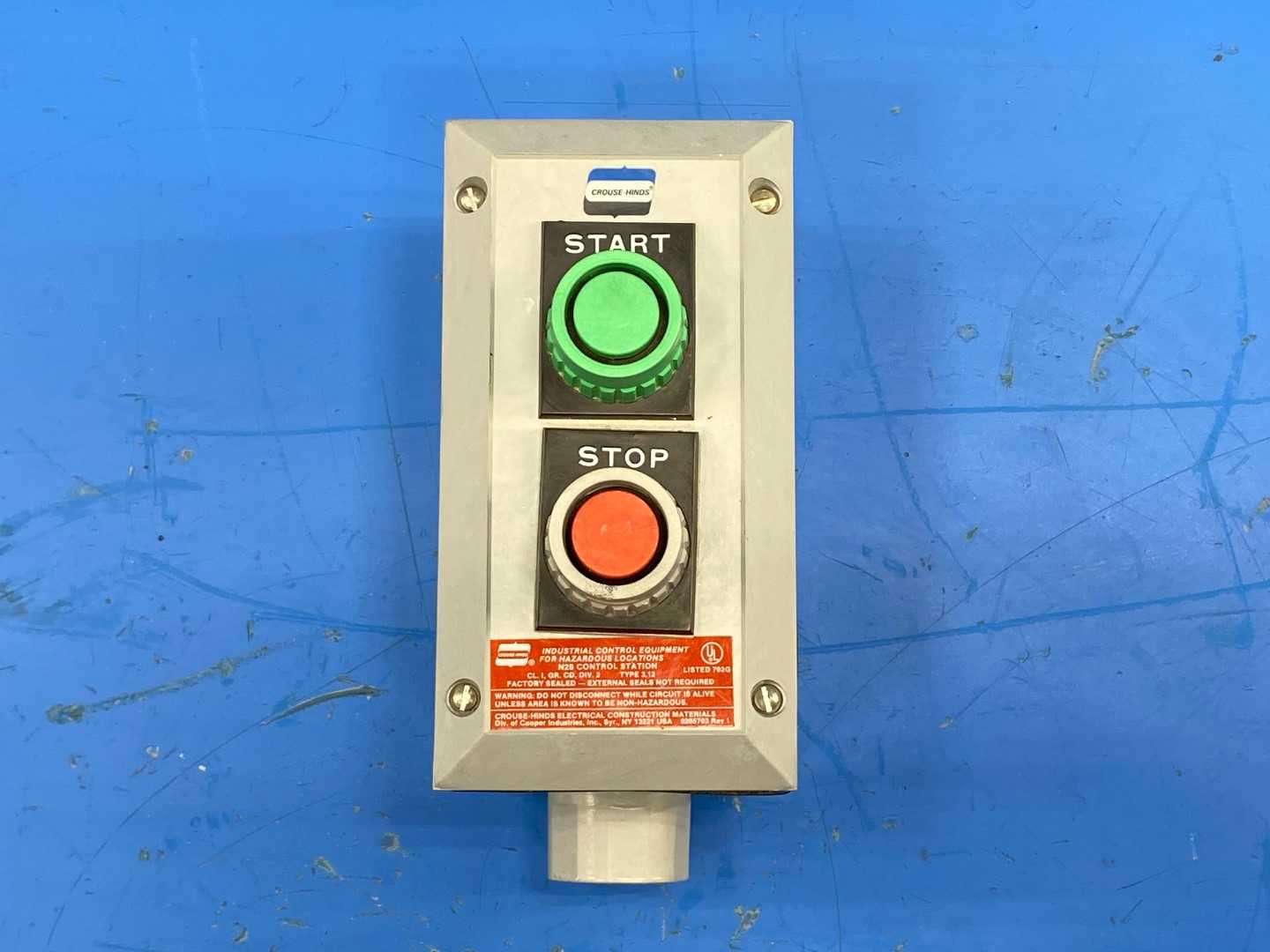 Crouse-Hinds Series N2S Control Station ON/OFF Switch N2S2210