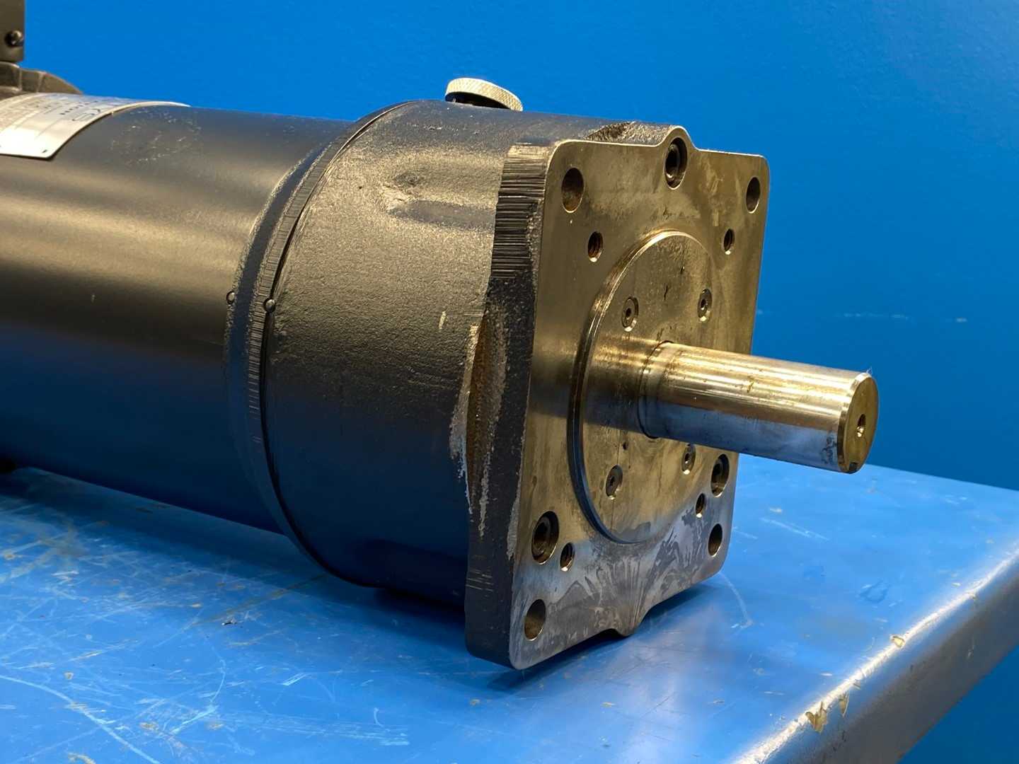 Elwood Gettys M-234-H6CA-90 Servo Motor  D.C Size 2-1 Series 18