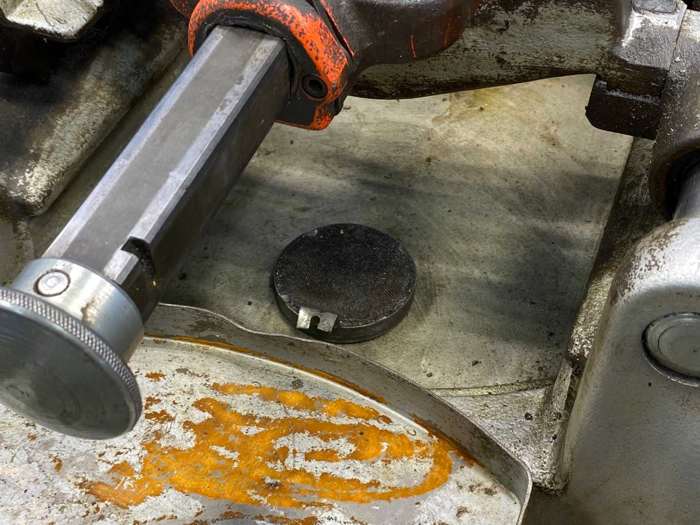 Ridgid 802 Pipe Threader Machine w/ Hundreds of Dies – Heavy-Duty Pipe Threading Solution