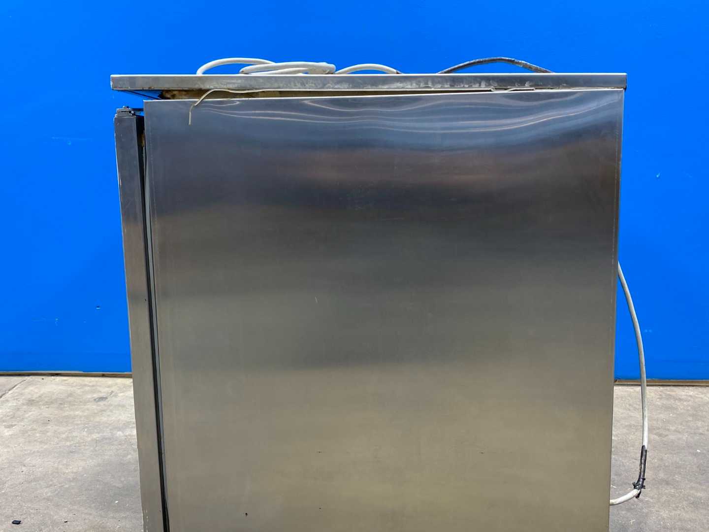 Star Metal Company  R-6-E Stainless Steel Fridge R12 (Needs Freon)