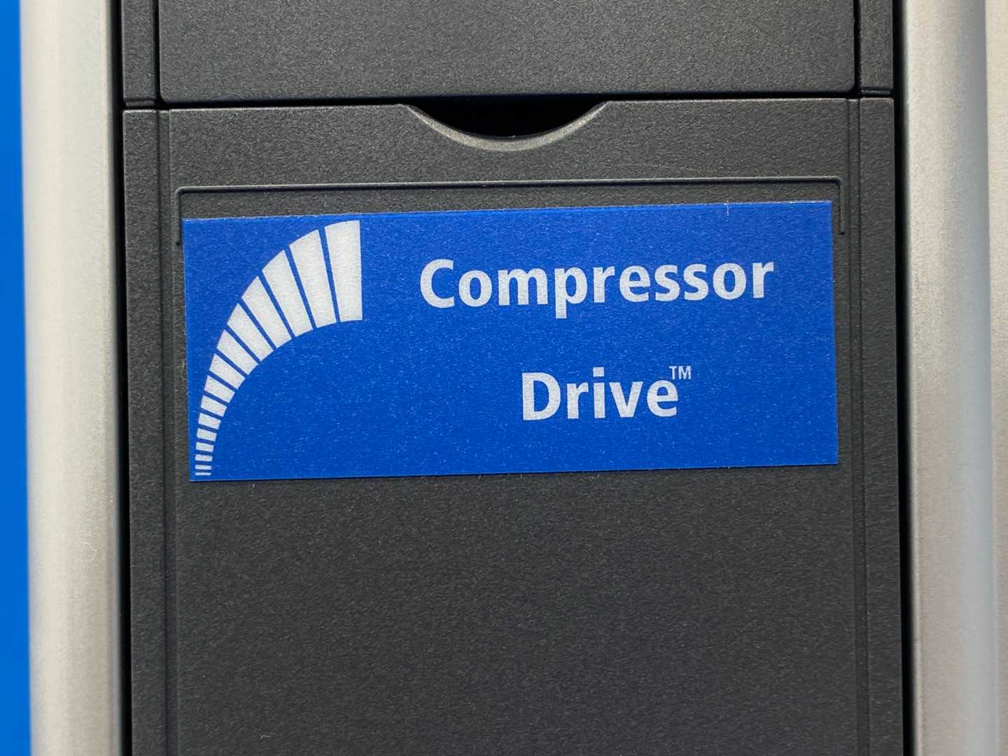 Danfoss 134F9363 Compressor Drive Frequency Converter CDS303 P18KT2E20H2  