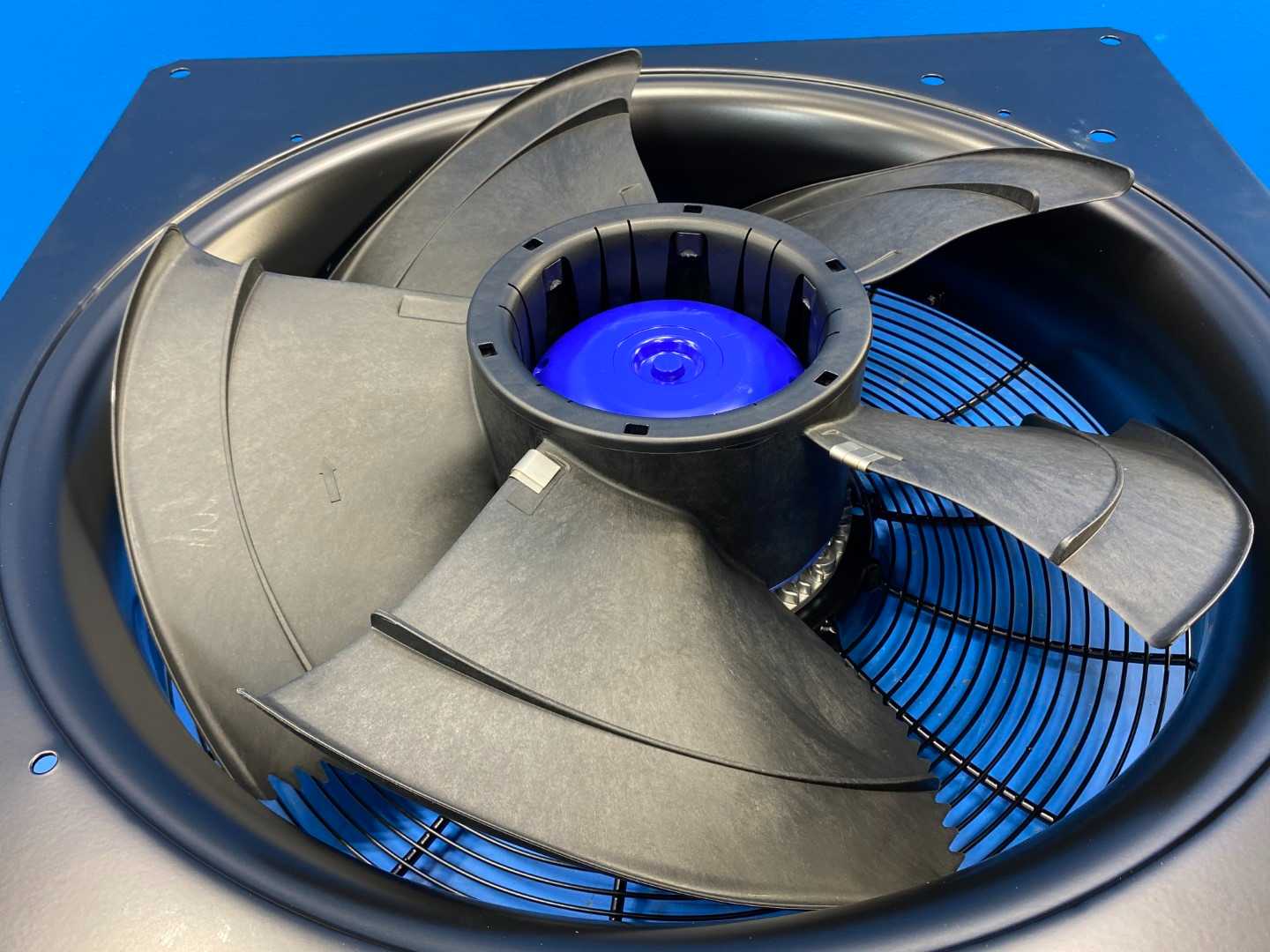 ZIEHL-ABEGG Axial Fan FN056-ZIQ.DC.V5P4 ECBlue with BASIC-MODBUS