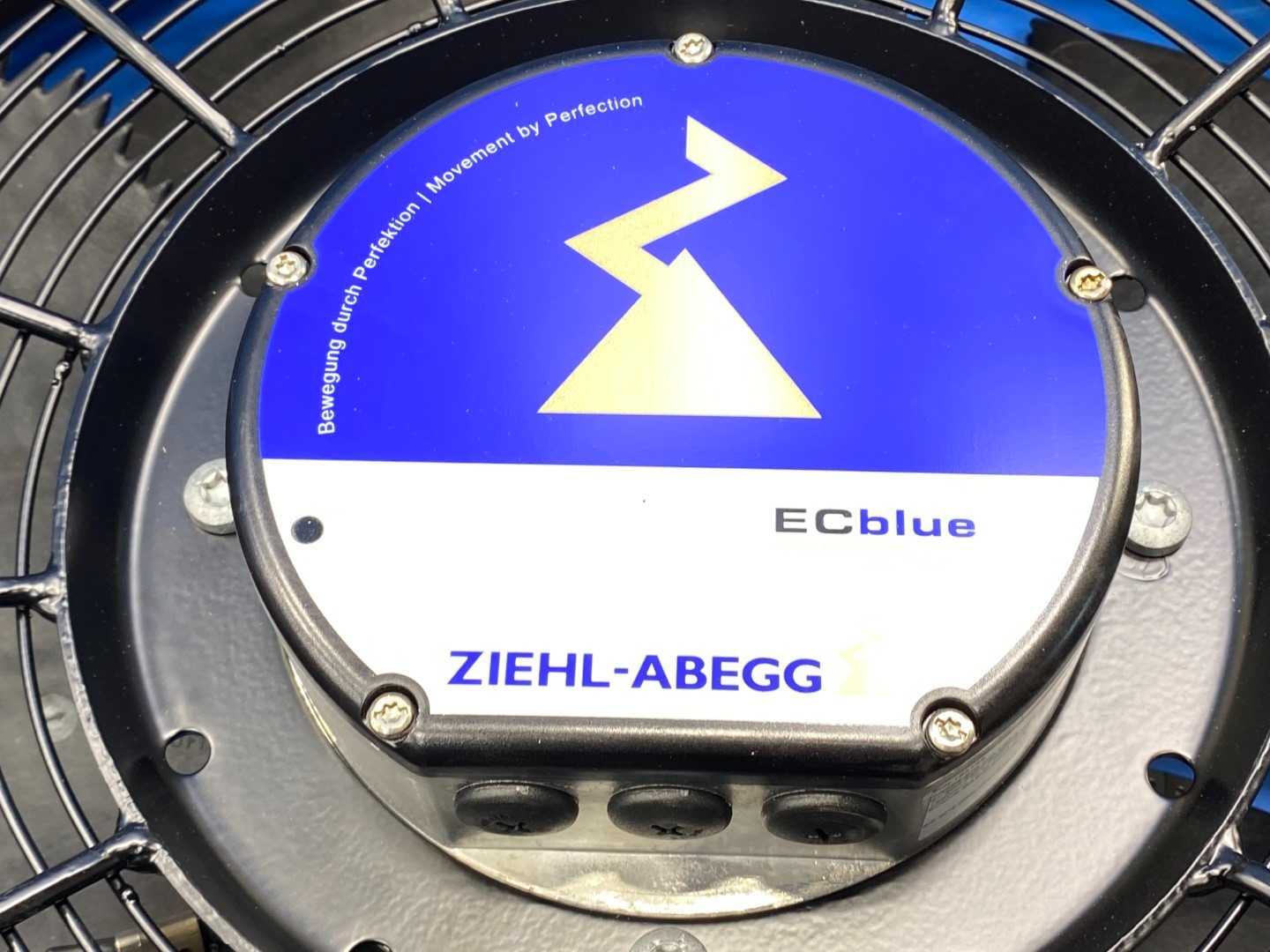 ZIEHL-ABEGG Axial Fan FN056-ZIQ.DC.V5P4 ECBlue with BASIC-MODBUS