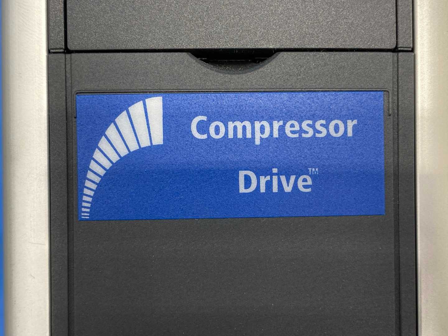 Danfoss 134F9368 CDS303P18KT4P20H2 30 HP Frequency converter Compressor Drive