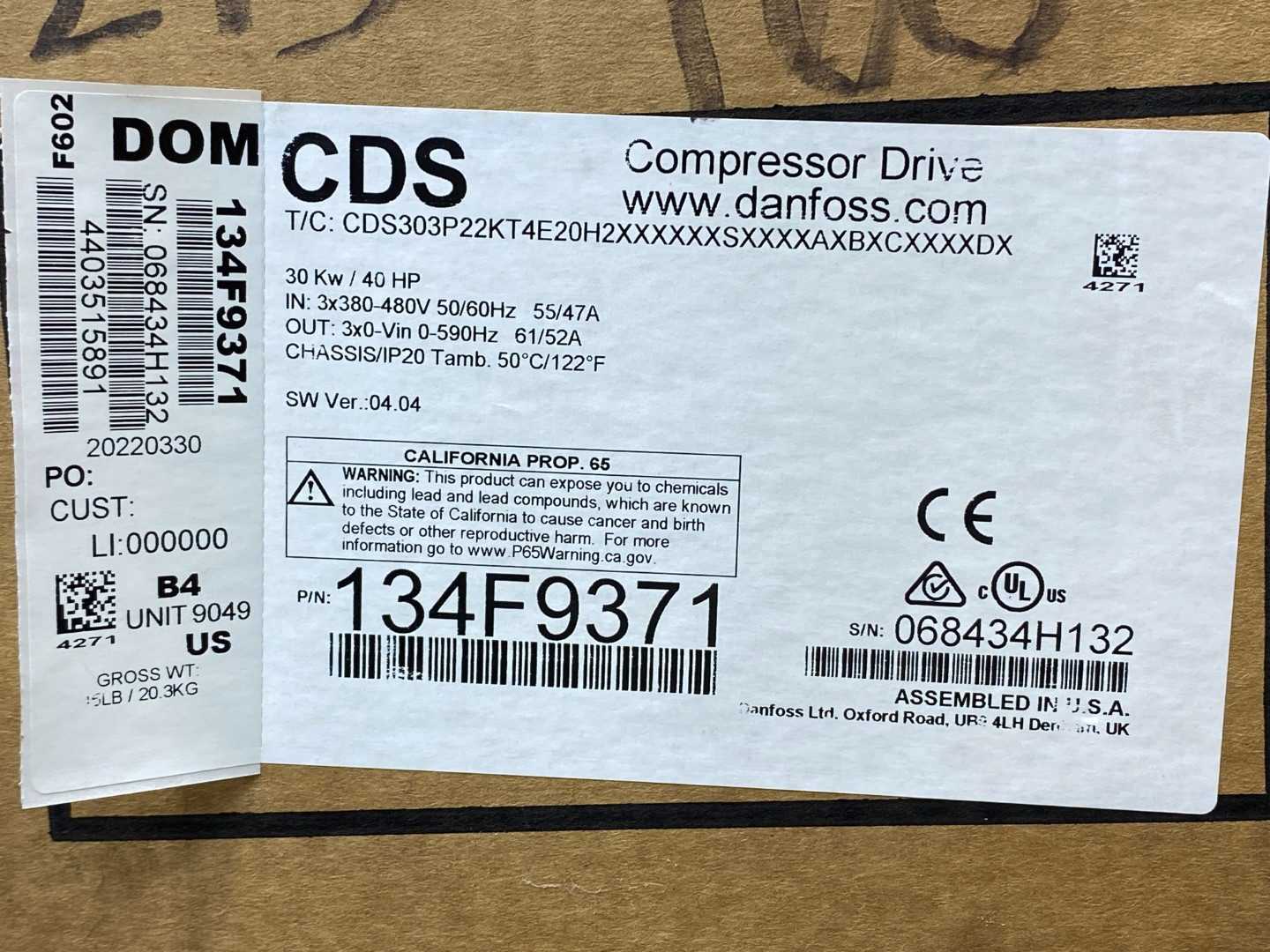 Danfoss 134F9371 CDS303 P22KT4P20H2  30HP Compressor Drive Frequency Convertor