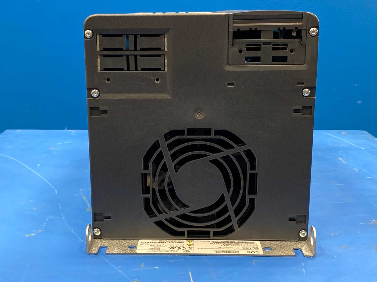 Danfoss 134F9371 CDS303 P22KT4P20H2  30HP Compressor Drive Frequency Convertor
