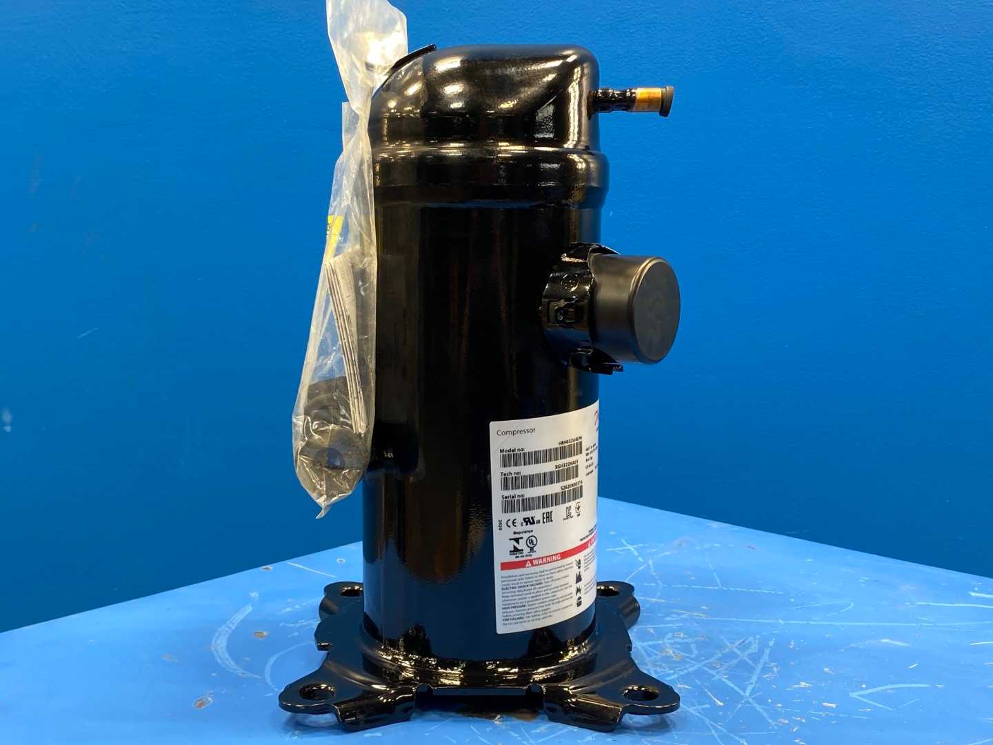 Danfoss Inverter Scroll Compressor HRH032U4LP6 121L1196 (2.67 Tons / 32K BTU)