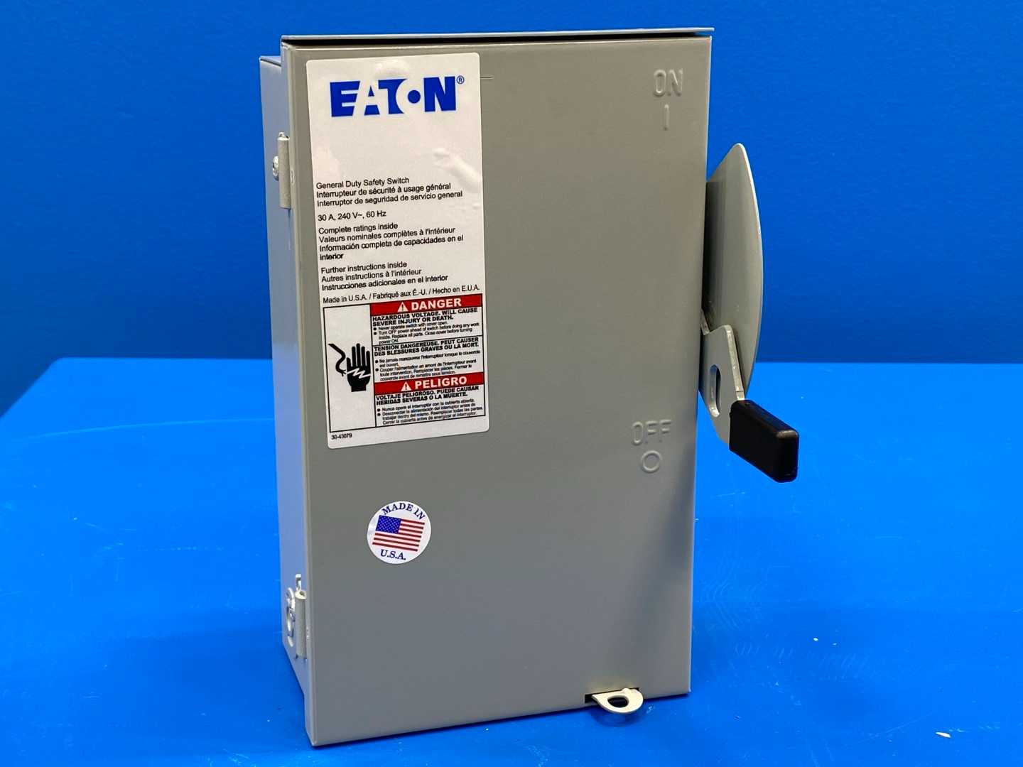 Eaton Safety Switch DG321NRB Type 3R (Rainproof) 4 Wire S/N Fusible