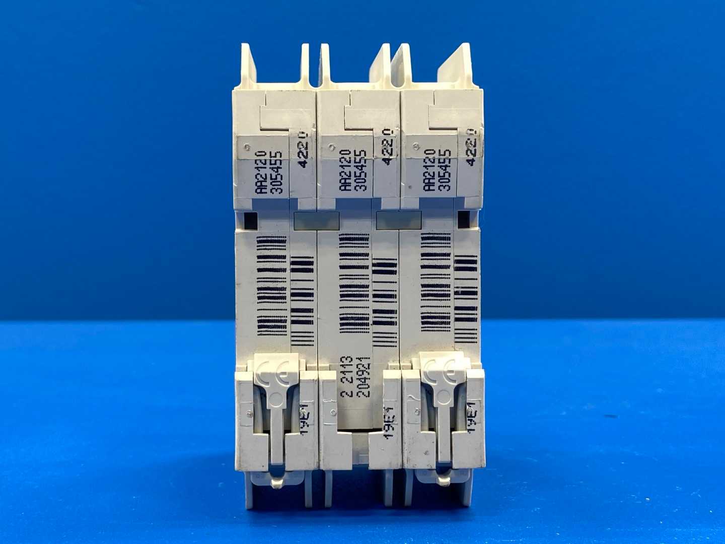 Schneider Electric M9F42308 IEC Circuit Breaker, C60BP Series 8A, 3-Pole