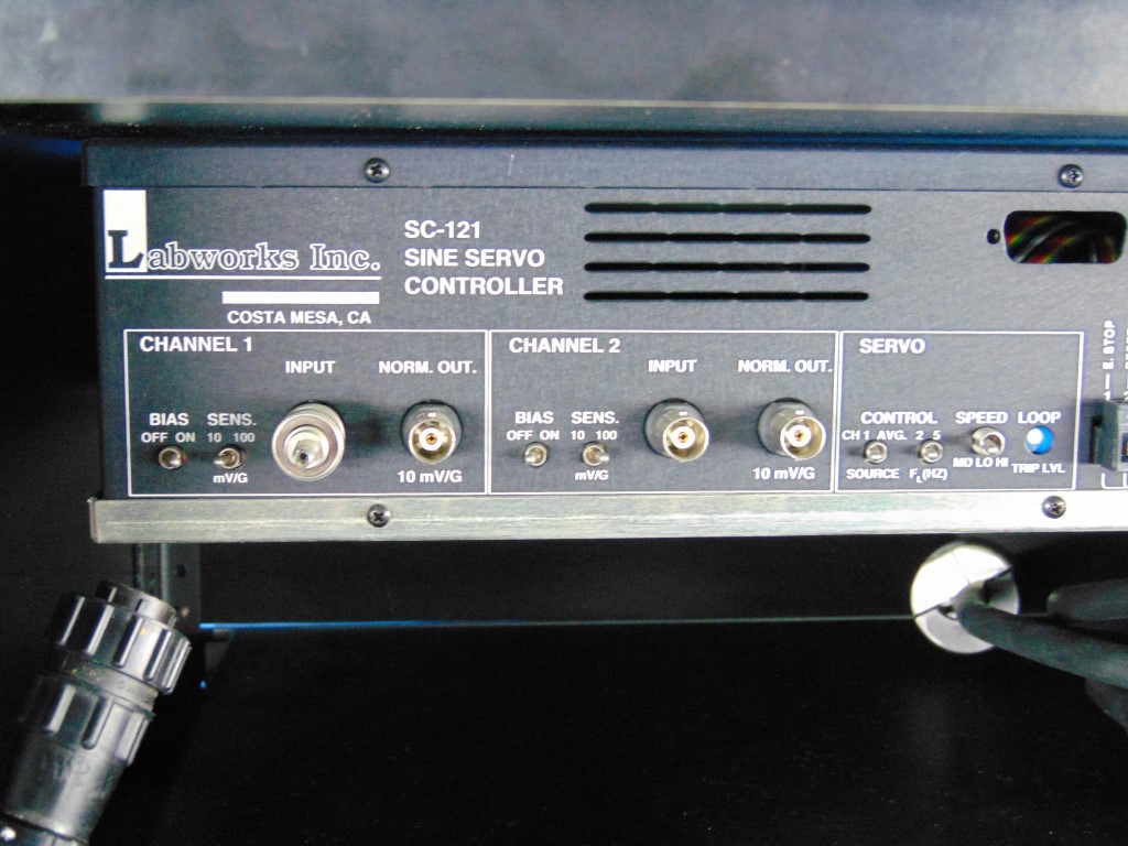 Labworks SC-121/PA-141/ET-140 Shaker - Includes Sine Server Controller - Precision Vibration Testing System