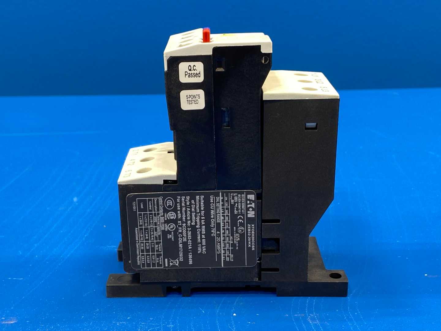 Eaton XTOE020CCSS ZEB32-20 Overload Relay Socket, 3-Pole, 4 Amp – 20 Amp