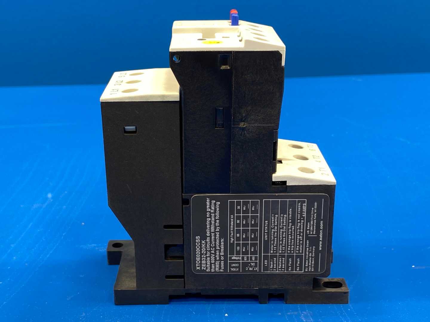 Eaton XTOE020CCSS ZEB32-20 Overload Relay Socket, 3-Pole, 4 Amp – 20 Amp