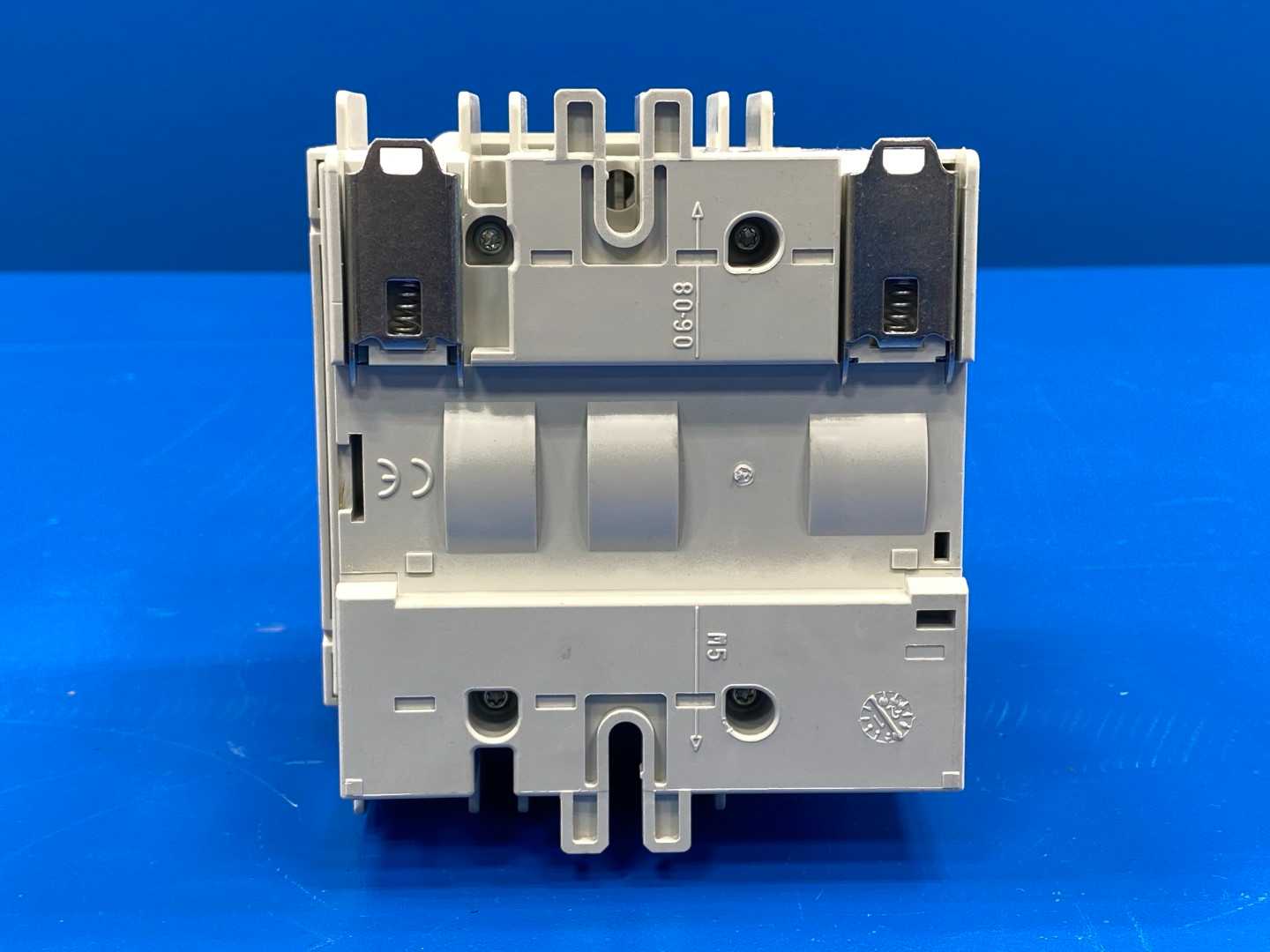 Eaton Fusible Rotary Disconnect R4H3030FJ, 30A, 3pole, 600VAC, H Frame