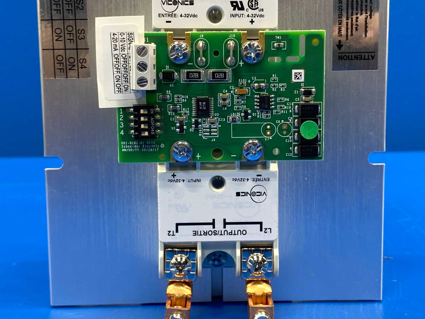 Schneider Electric R820-643-REV2 SCR Power Controller