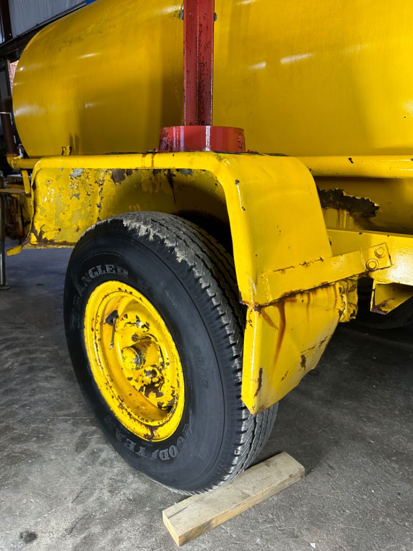 Elliott 500 Gallon Fuel Trailer - Portable Industrial Fuel Transport Solution