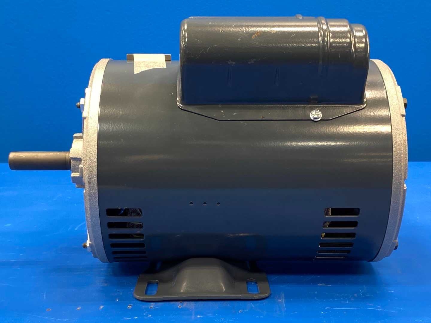 Marathon 056B17DRR70017A1 Motor, 1HP,155/208-230V, 1PH, 1725RPM