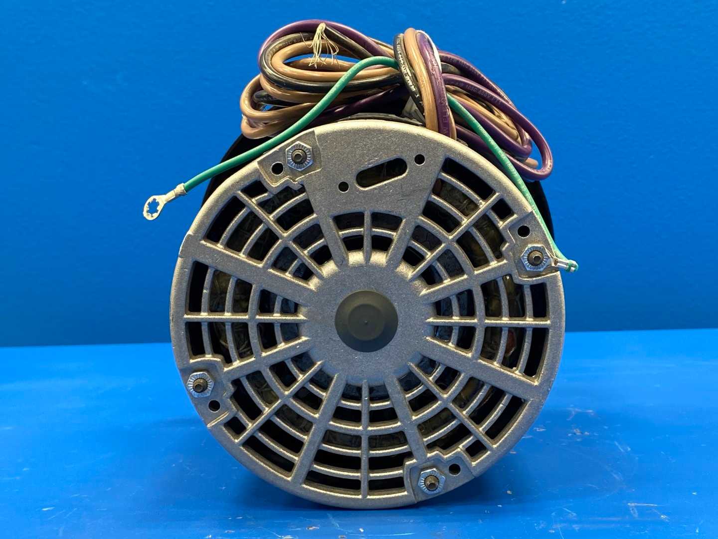 Marathon 048A8011004AM Motor, 1/2HP, 825RPM, 575V, 1PH, 1.5A