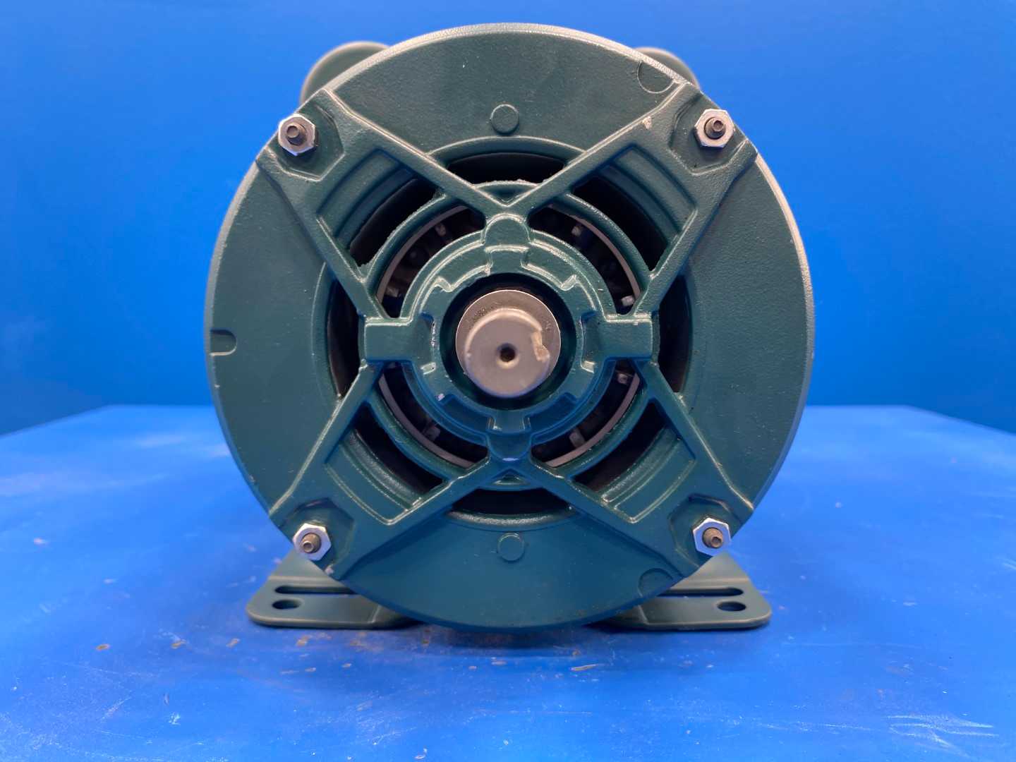 Leeson E116704.00 Electric Motor 2 HP 1725 Rpm 1PH 115/208-230 