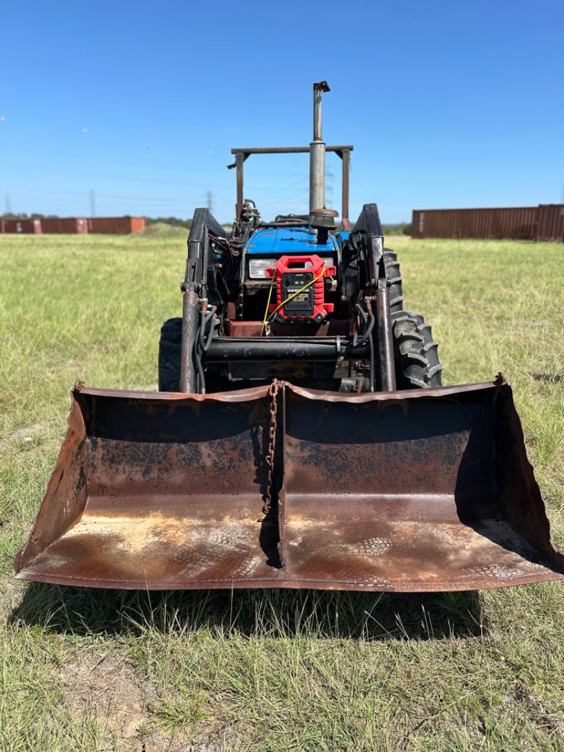 USED Long 2052 Tractor 4WD, 1032hrs