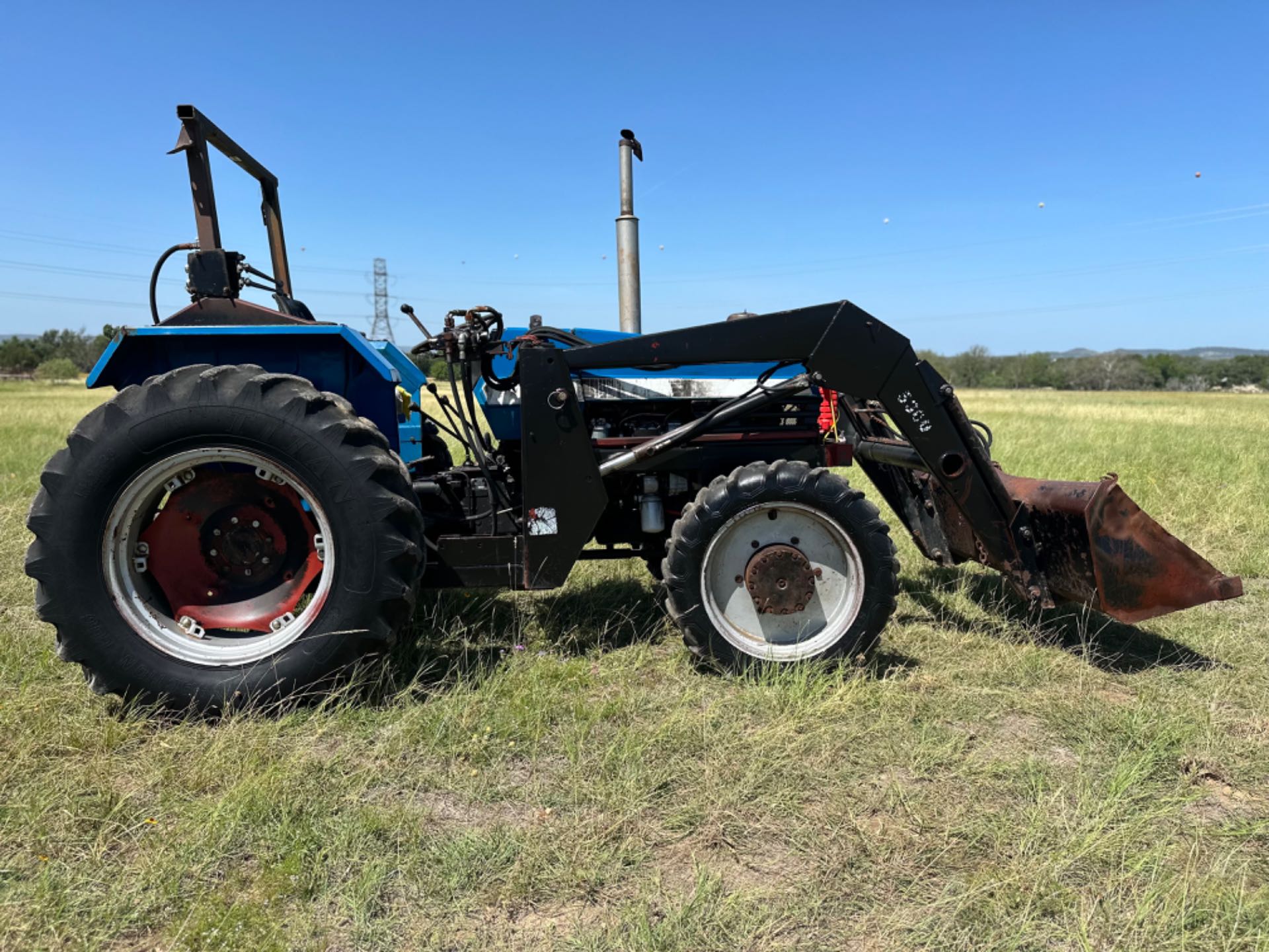 USED Long 2052 Tractor 4WD, 1032hrs