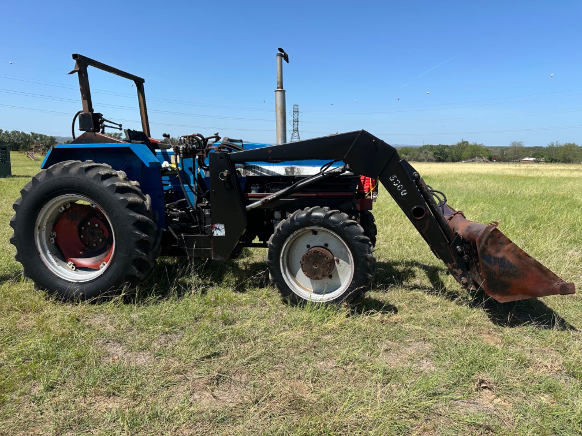 USED Long 2052 Tractor 4WD, 1032hrs