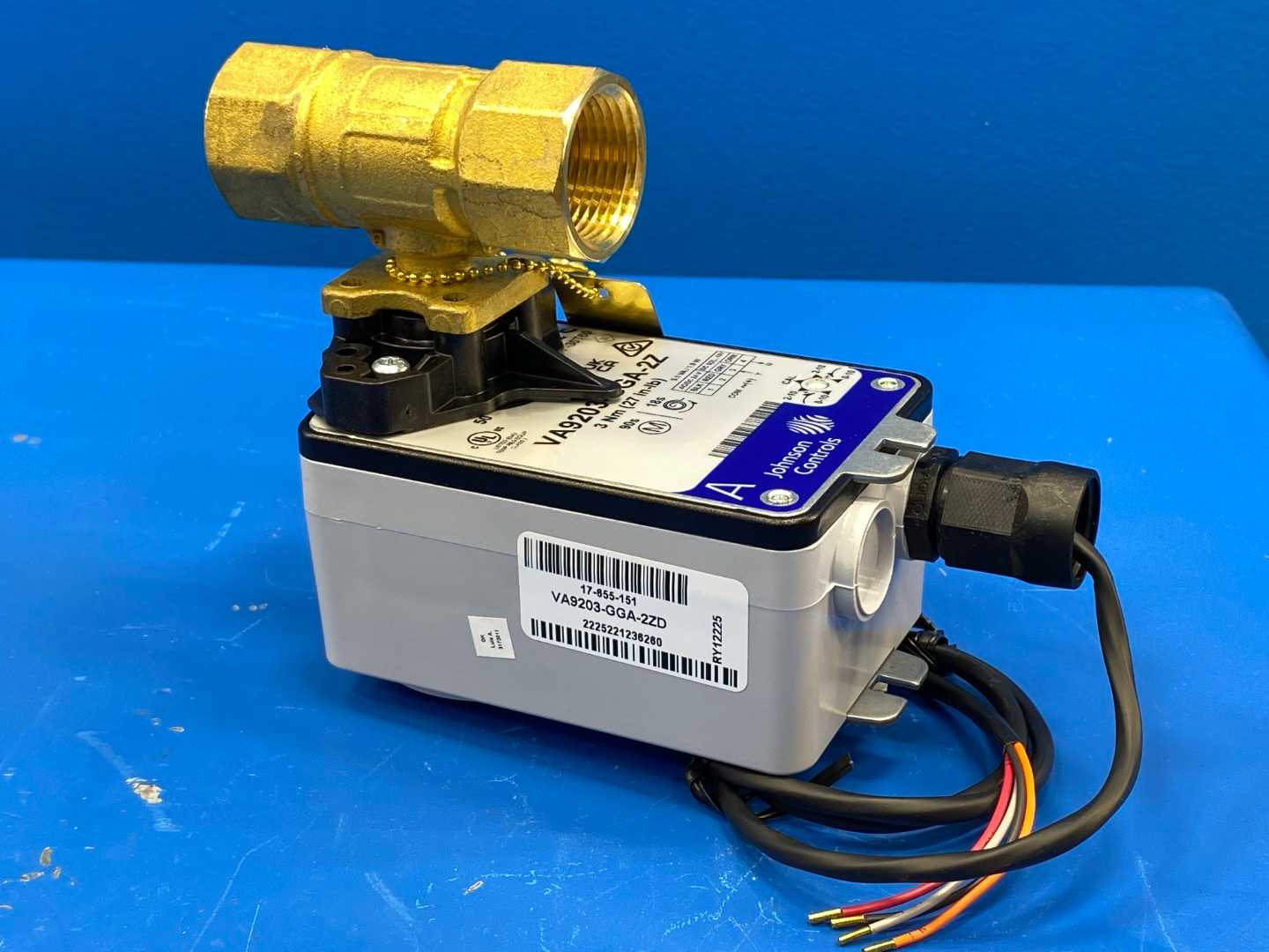 Johnson Controls VG1241CN+943GGA, 1" 2W Ball Valve 11.7CV