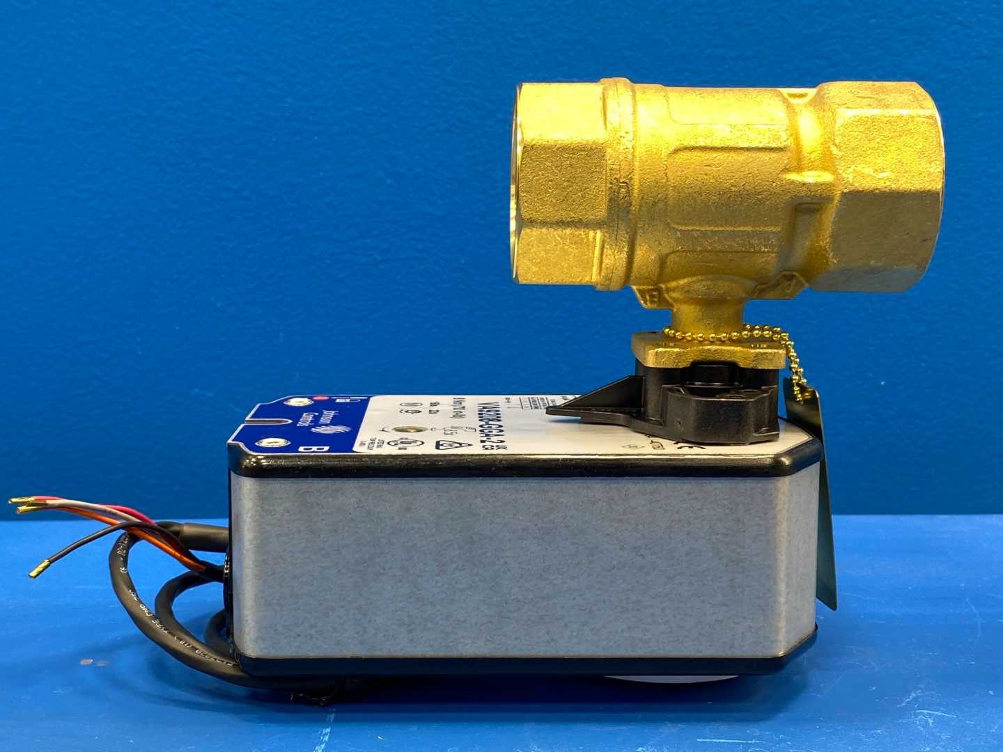 Johnson Controls VG1241EP+928GGA, 1-1/2" 2W Ball Valve, 18.7CV