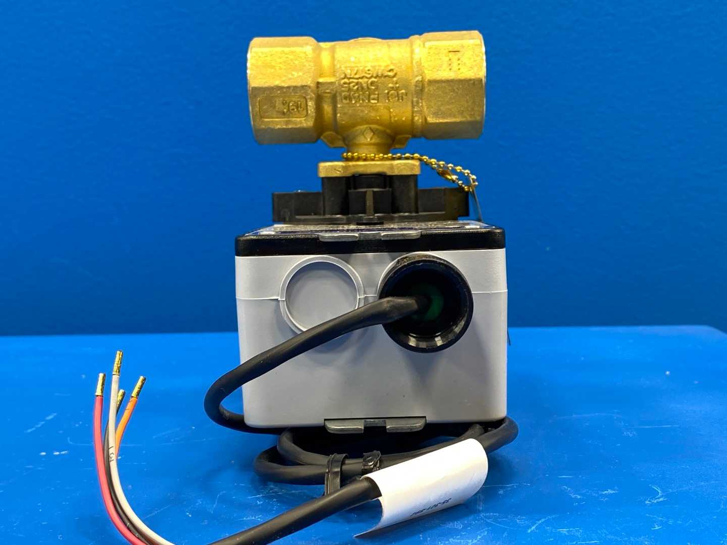 Johnson Controls VG1841CN+943GGA, 1"3W Ball Valve 11.7CV