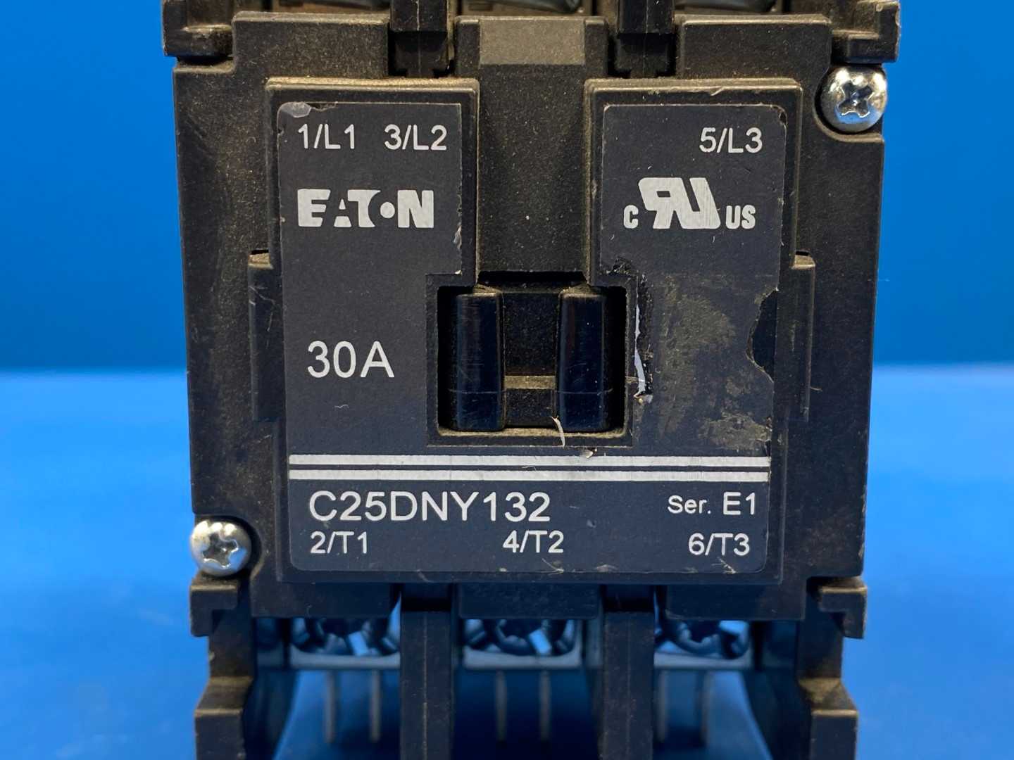 Eaton Definite Purpose Contactor C25DNY132, 3-Pole, 24VAC Coil, 30 Amps