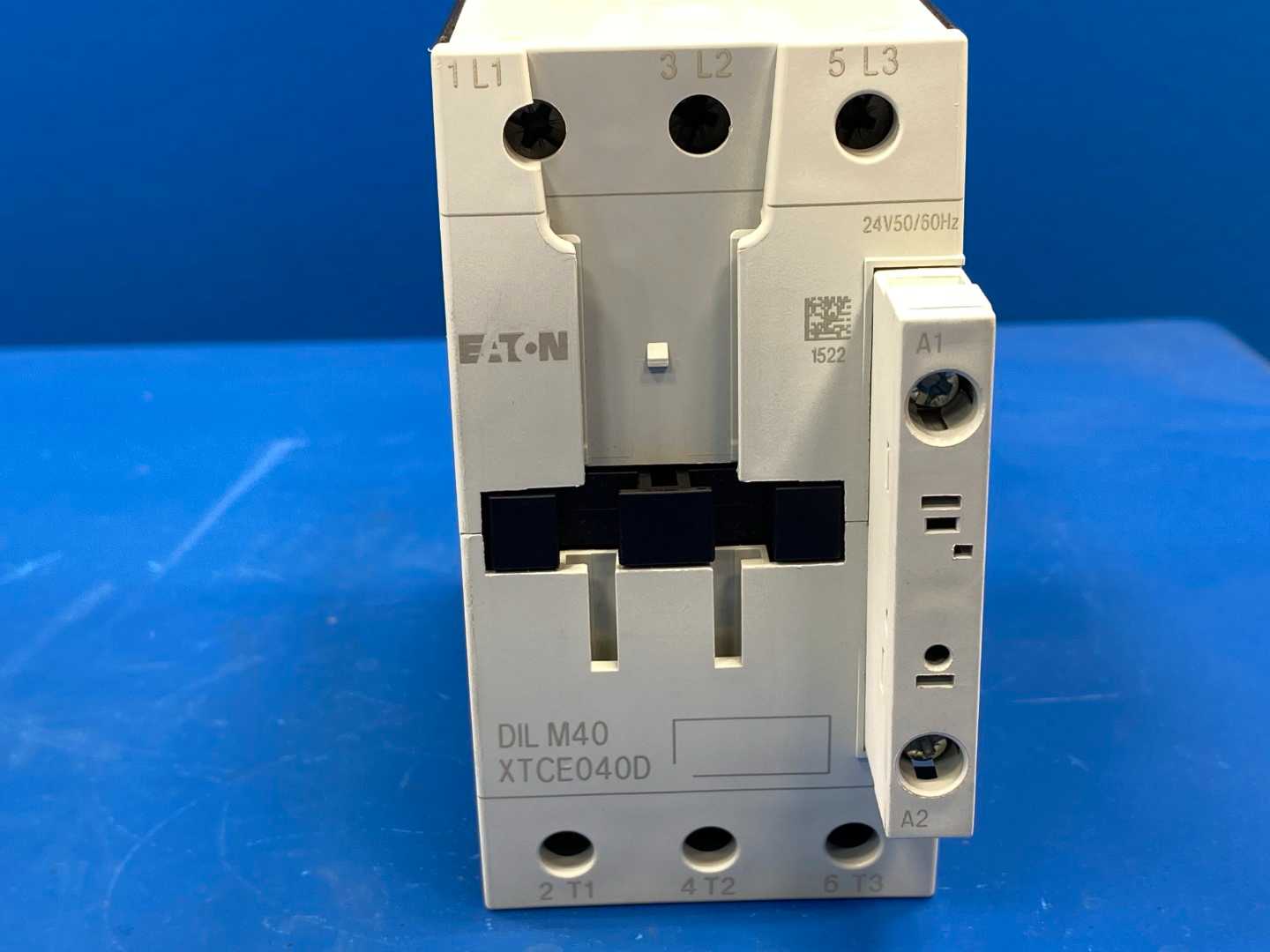 Eaton Contactor XTCE040D00T, Type DILM40, 24V.25/60Hz