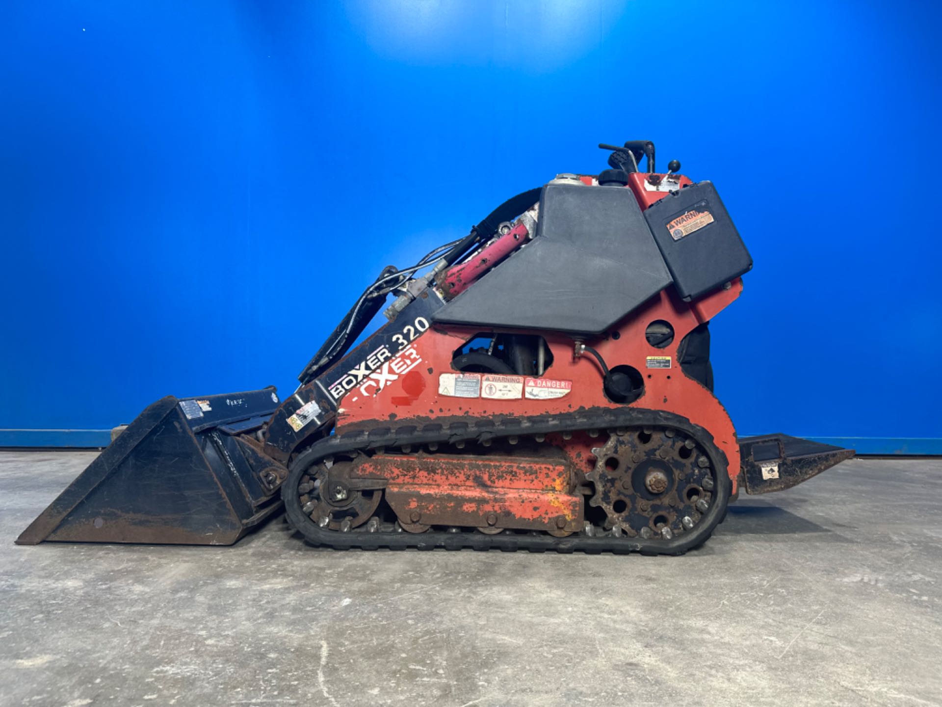 2018 MORBARK 320 Walk Behind Mini Skid Steer 749 HOURS