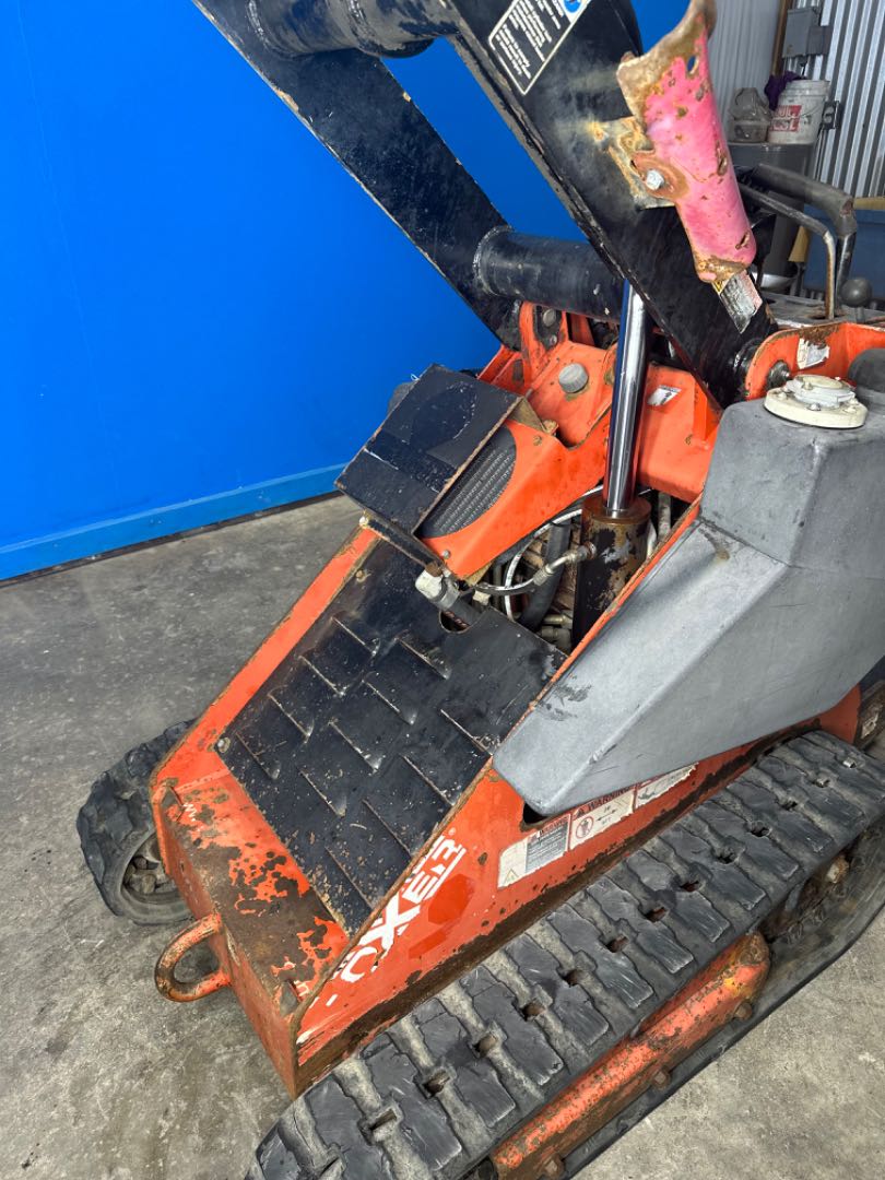 2018 MORBARK 320 Walk Behind Mini Skid Steer 749 HOURS