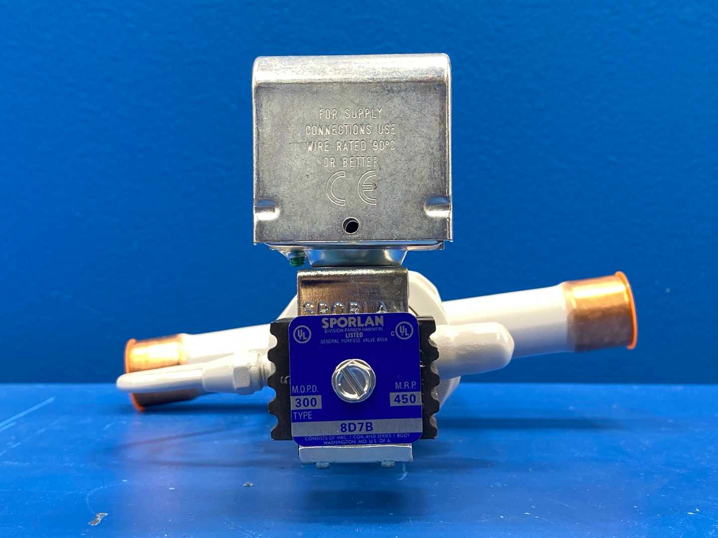 Sporlan 3-Way Heat Reclaim Valve 8D7B, 7/8"ODF, 24/50-60JAQ