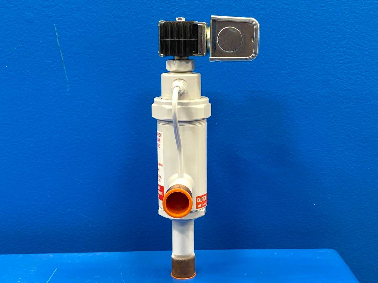 Sporlan 3-Way Heat Reclaim Valve 8D7B, 7/8"ODF, 24/50-60JAQ